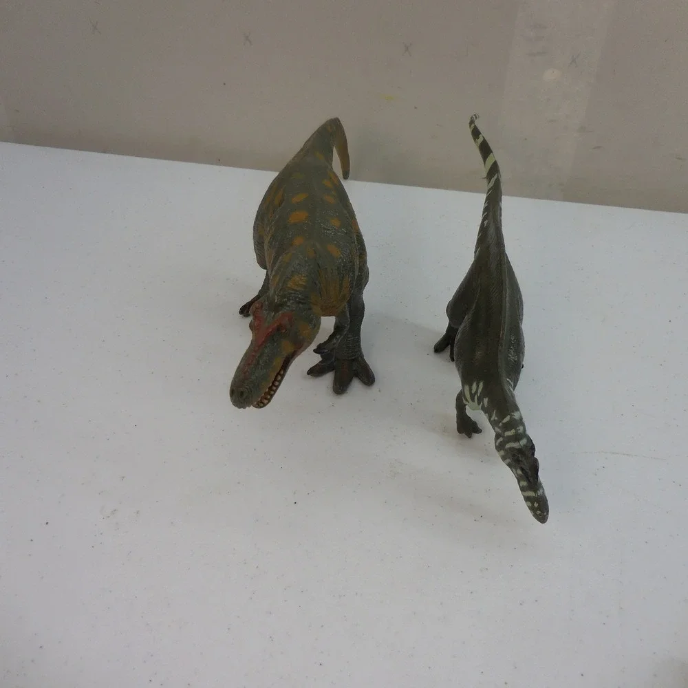 Dinosaur‎ Figure Lot T-Rex and Allosaurus Plastic Prehistoric Toy Animals 2pc
